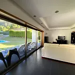 בית נופש Casa Vale Da Cortinha - Near Geres ויירה דו מיניו