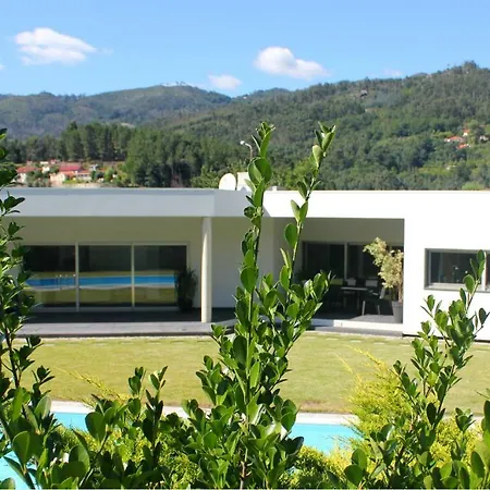 Holiday home Casa Vale Da Cortinha - Near Geres Vieira do Minho