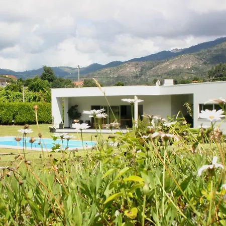 Casa Vale Da Cortinha - Near Geres Holiday home Vieira do Minho