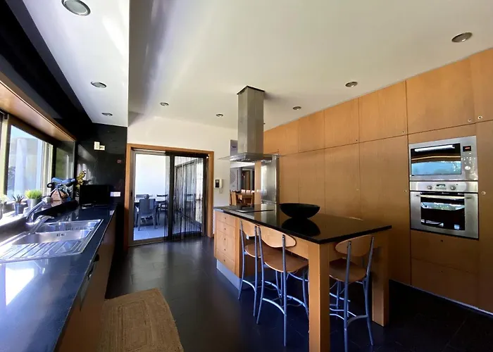 Casa Vale Da Cortinha - Near Geres Feriehus