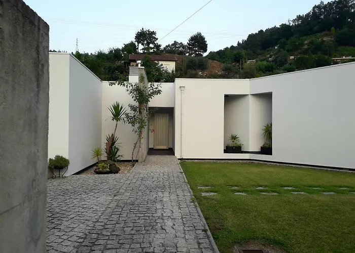 Casa Vale Da Cortinha - Near Geres بيت للعطل